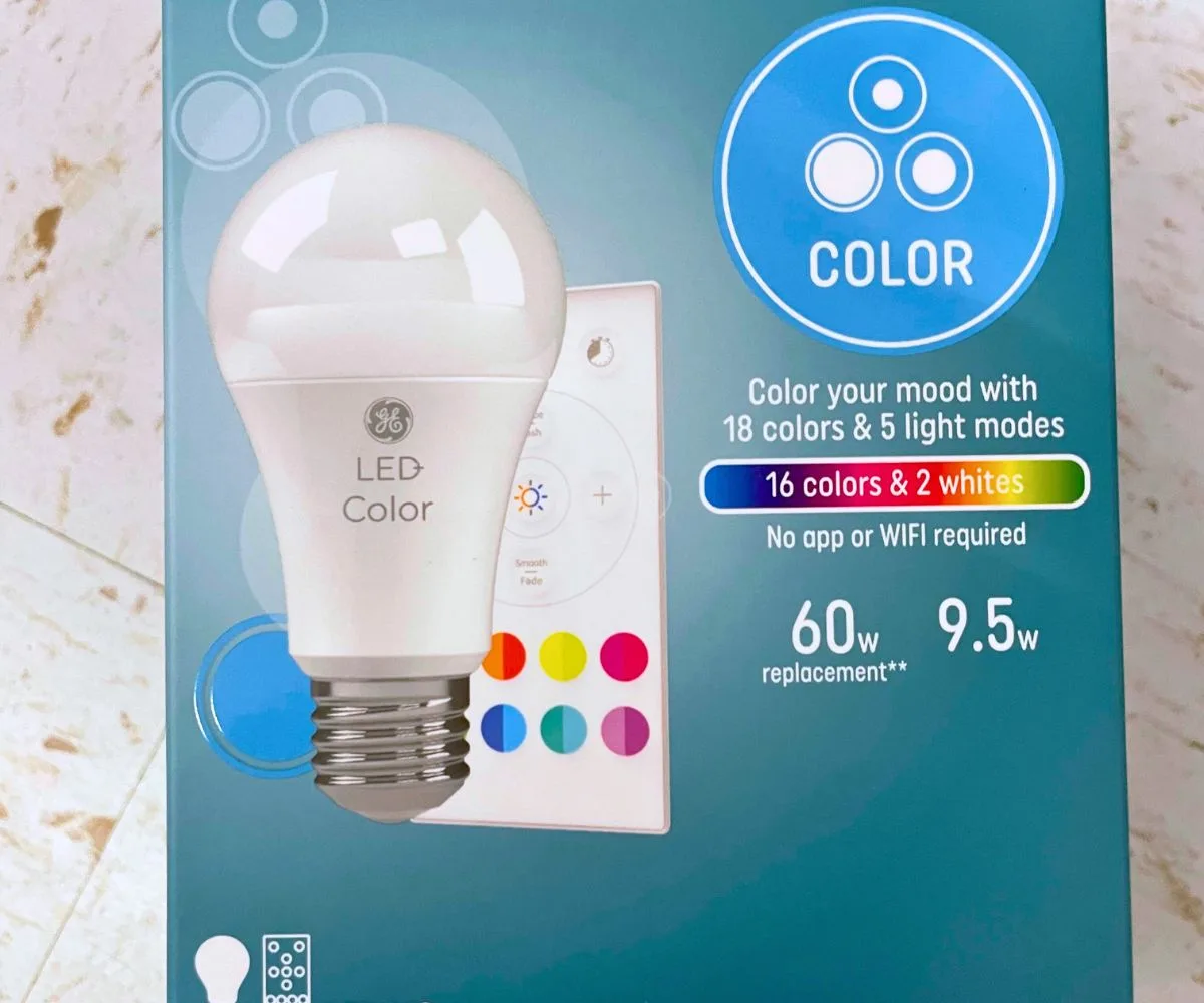 LED lightbulb box with colorful remote control