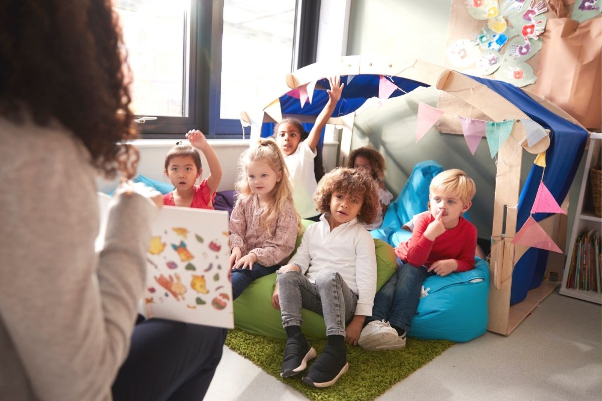 16 Books About Money for Kindergarten (Introduce Basic Money Skills)