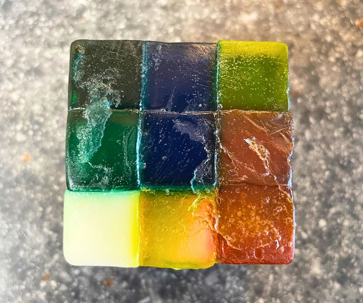 top of puzzle cube smudged